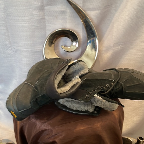 UGG Adirondack  111 Waterproof boots - Picture 4 of 5